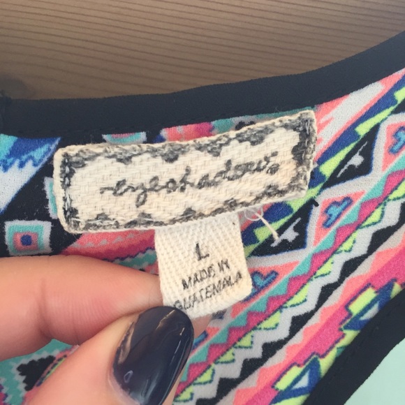 Bright Pattern Tank Top - Picture 3 of 4